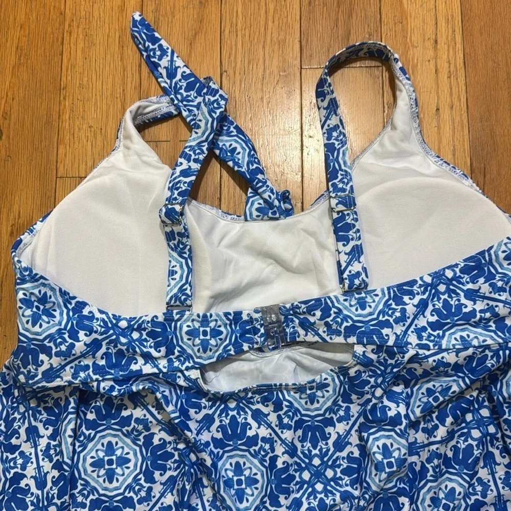 Hannah Nikole two piece swimsuit full figured new size 20 W